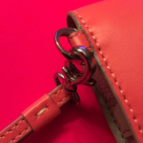 LODIS CELL WALLET!! - Picture 7 of 7